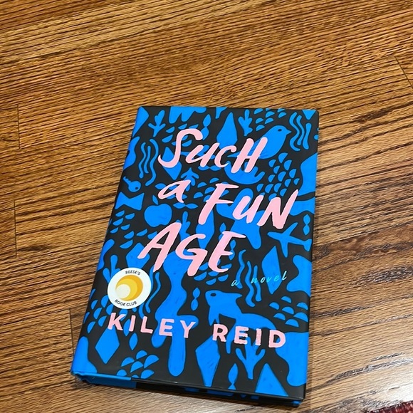Such a Fun Age - Kiley Reid - hardback - Picture 2 of 4
